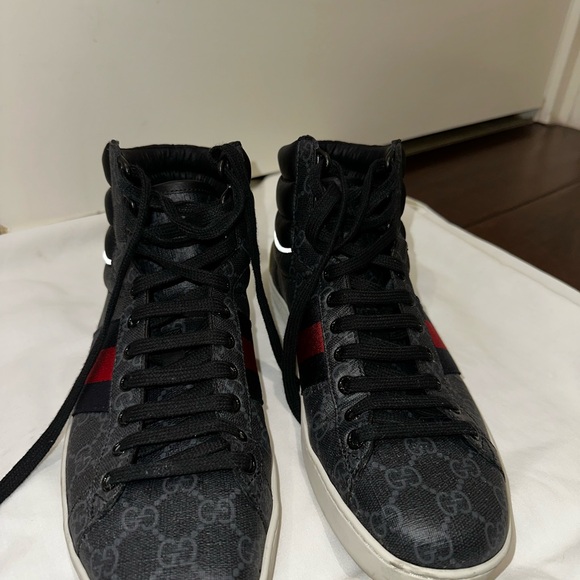 Gucci Black and Red Textured High-Top Sneakers - Picture 1 of 5
